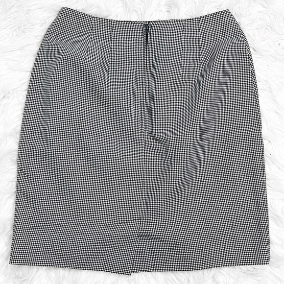 Vintage Mini Pencil Skirt Houndstooth Plaid Beautiful Condition Slit In Back - Picture 2 of 8